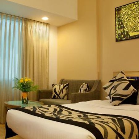 Lemon Tree Hotel, Udyog Vihar, Gurugram Гургаон Екстериор снимка