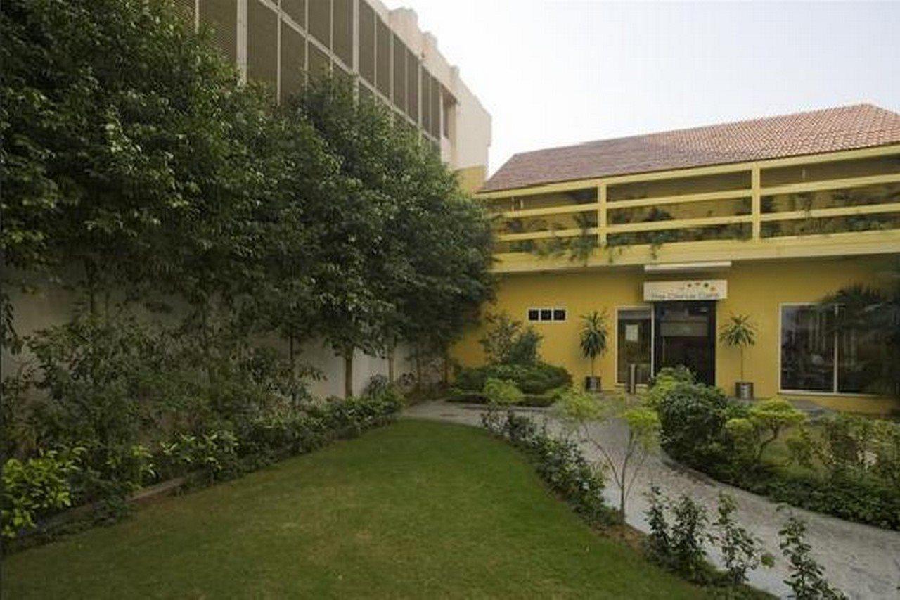 Lemon Tree Hotel, Udyog Vihar, Gurugram Гургаон Екстериор снимка